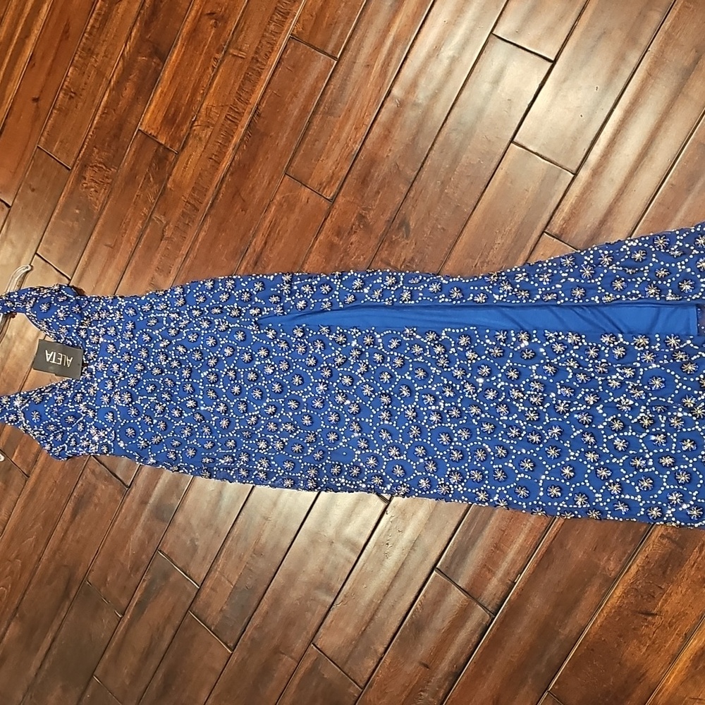 New Aleta Beaded Royal Blue Gown Size 6